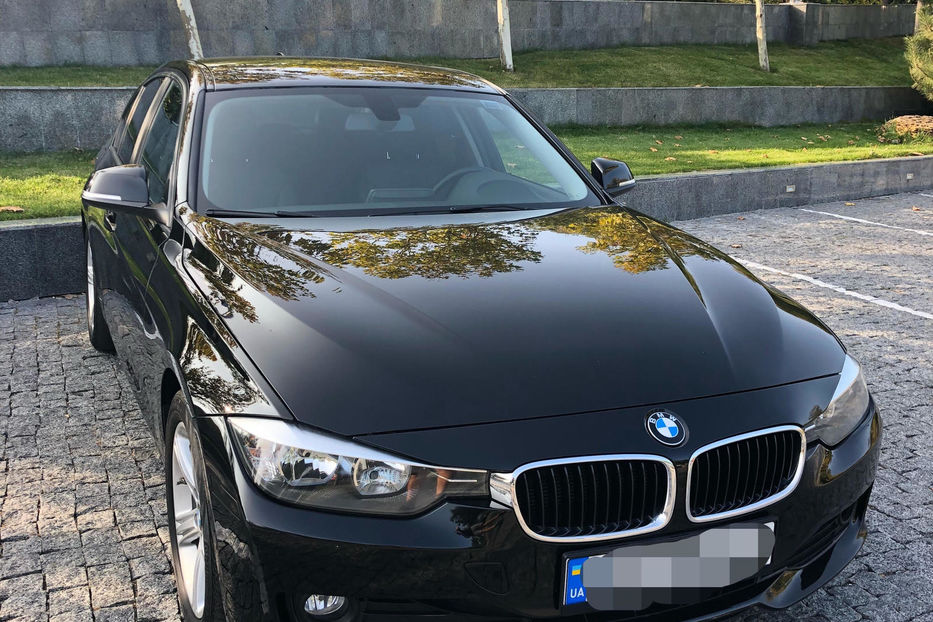 Продам BMW 320 TURBO 2014 года в Одессе