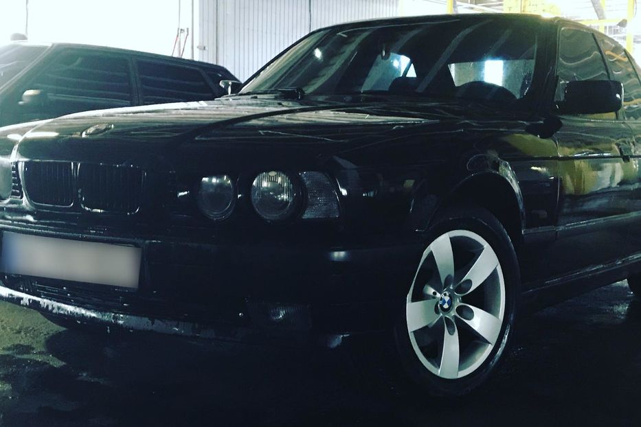 Продам BMW 520 1995 года в Харькове