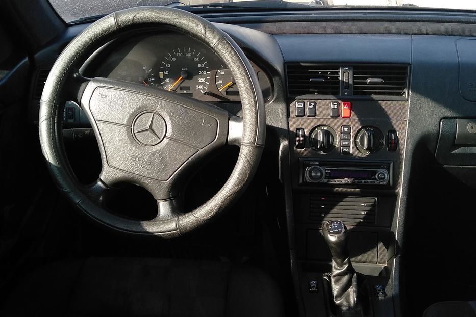 Продам Mercedes-Benz 220 1996 года в Тернополе