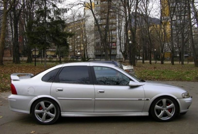 Продам Opel Omega 2000 года в г. Любомль, Волынская область