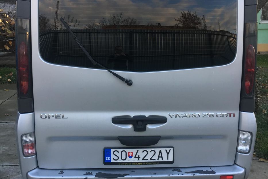 Продам Opel Vivaro пасс. 2004 года в г. Чоп, Закарпатская область