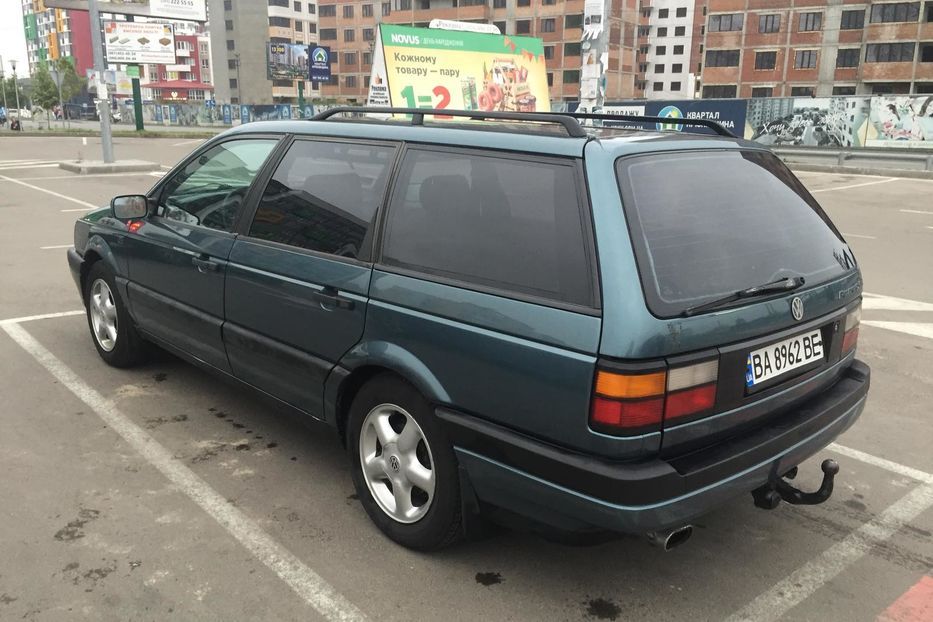 Продам Volkswagen Passat B3 1990 года в Киеве
