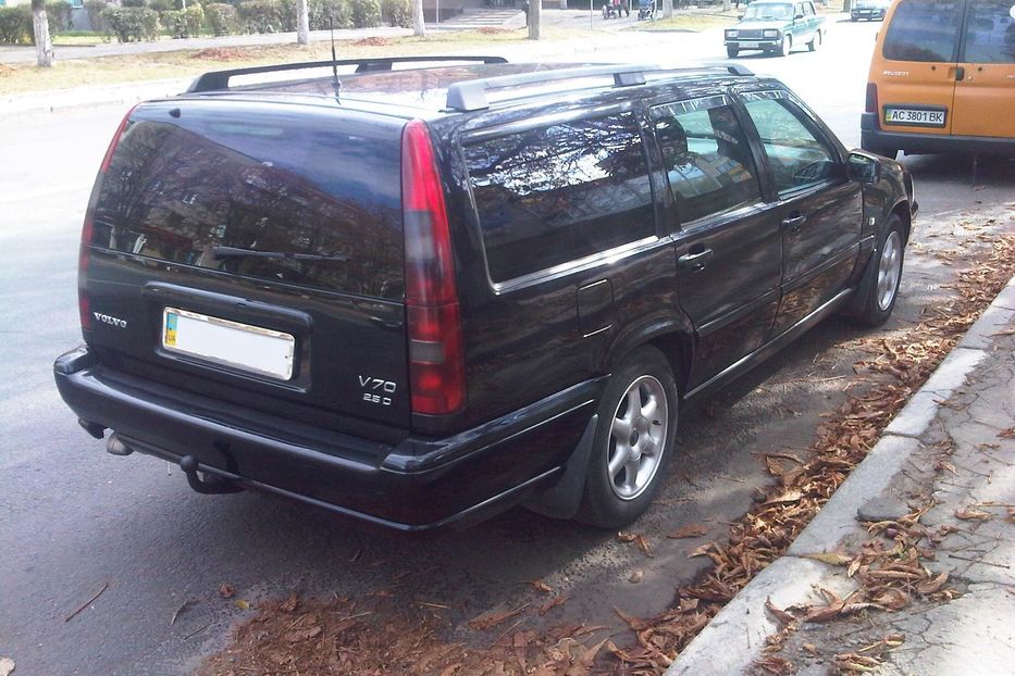 Продам Volvo V70 2.5 tdi 2000 года в Луцке