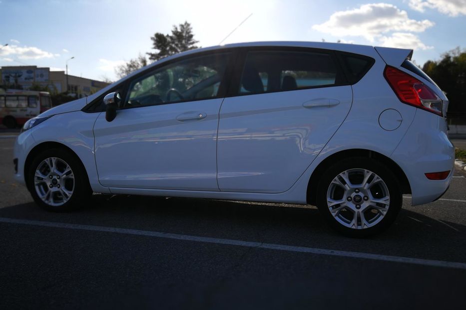 Продам Ford Fiesta Сomfort + 2016 года в Киеве