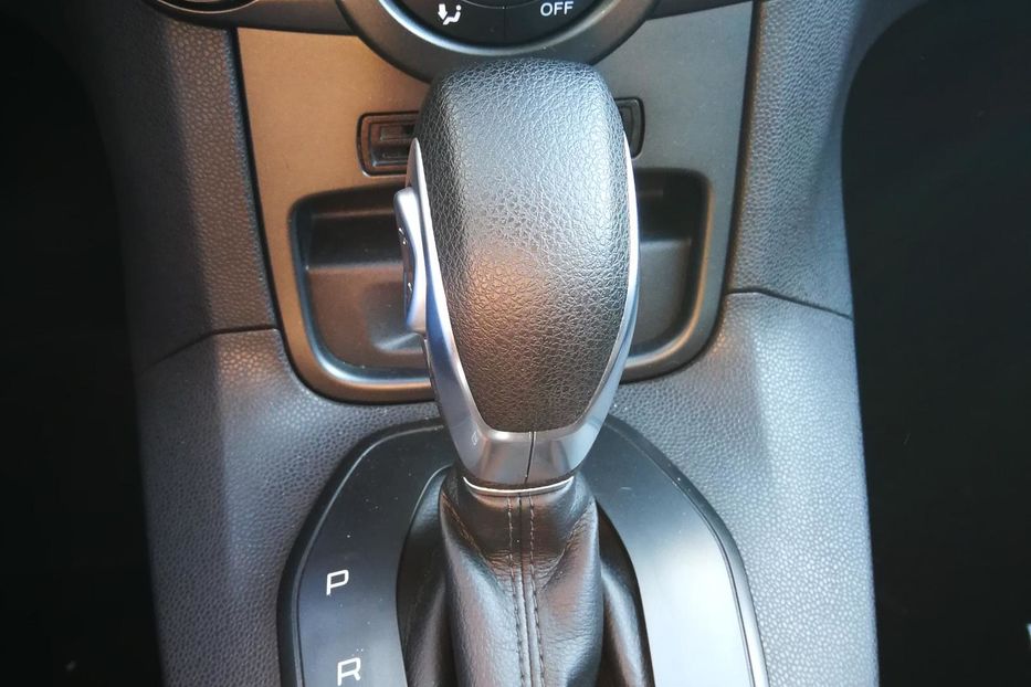 Продам Ford Fiesta Сomfort + 2016 года в Киеве