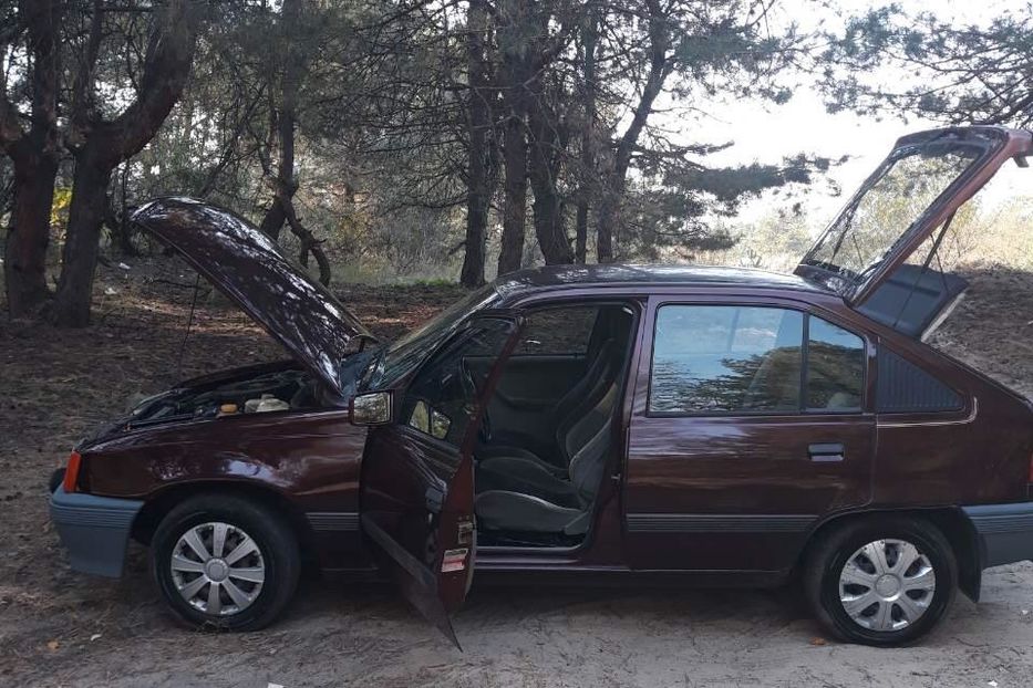 Продам Opel Kadett 1989 года в г. Каменское, Днепропетровская область