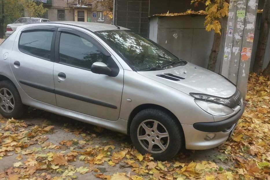 Продам Peugeot 206 2005 года в Харькове