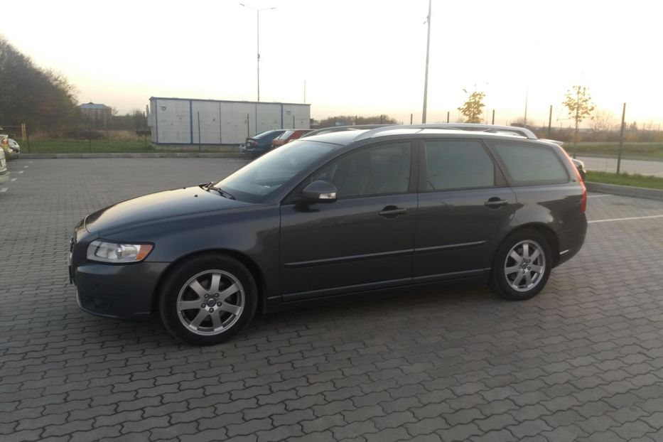 Продам Volvo V50 2011 года в г. Броды, Львовская область