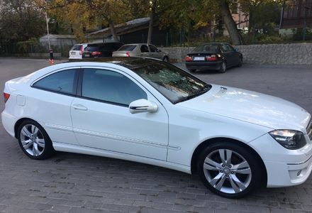 Продам Mercedes-Benz CLC 180 2011 года в Черновцах