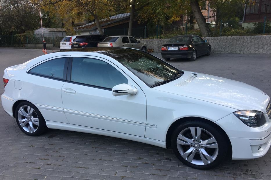 Продам Mercedes-Benz CLC 180 2011 года в Черновцах