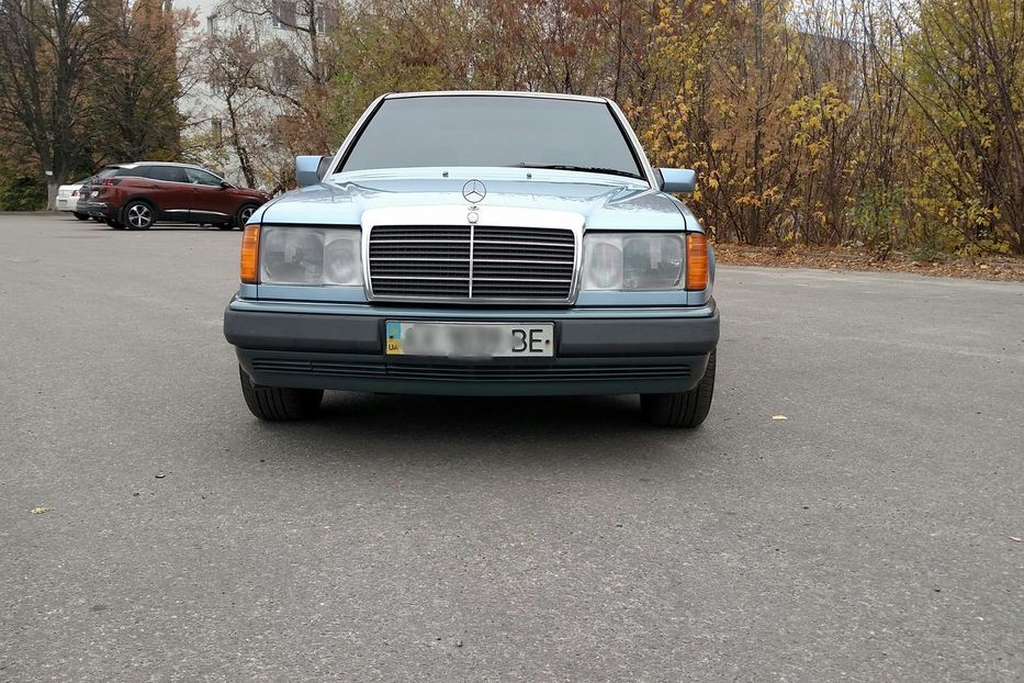 Продам Mercedes-Benz E-Class 1991 года в Харькове