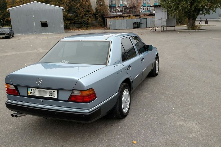 Продам Mercedes-Benz E-Class 1991 года в Харькове