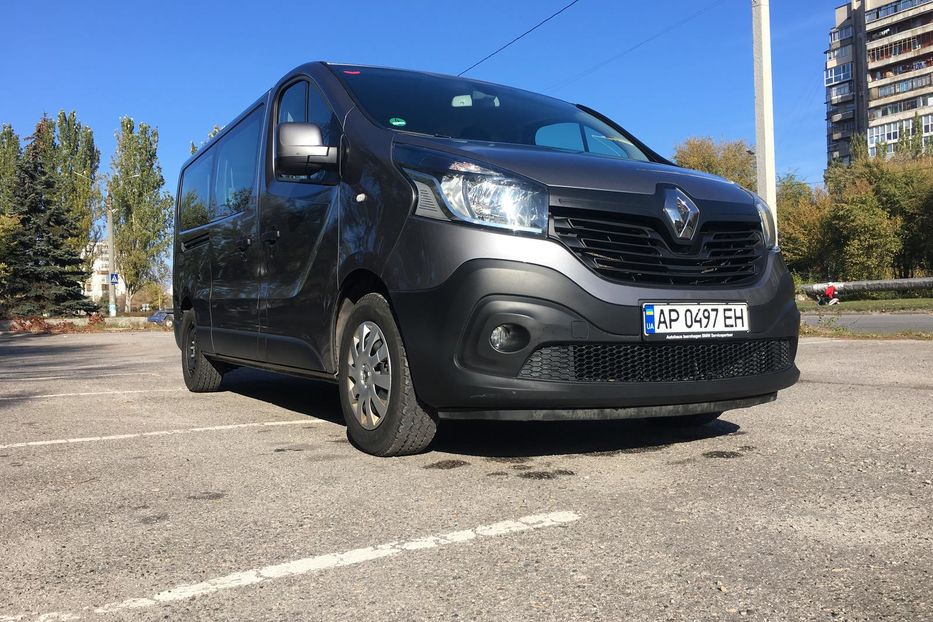 Продам Renault Trafic пасс. LONG 2016 года в Запорожье