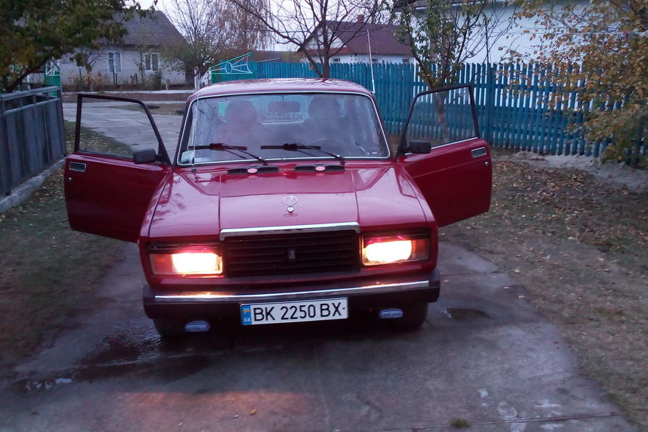 Продам ВАЗ 2107 1990 года в г. Дубно, Ровенская область