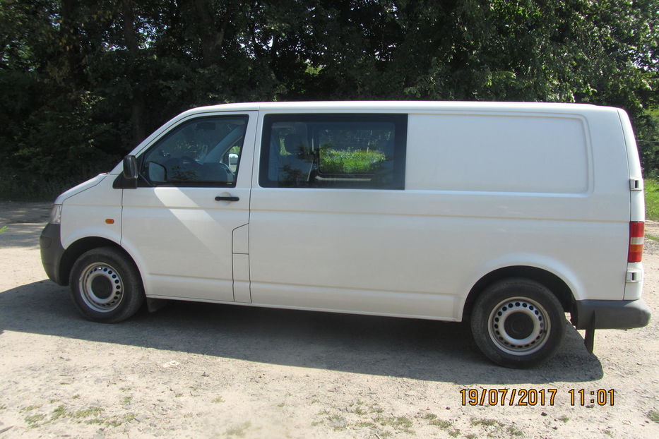 Продам Volkswagen T5 (Transporter) пасс. t5 2006 года в Ровно