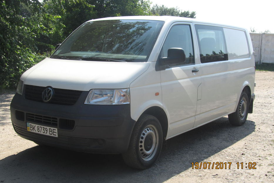 Продам Volkswagen T5 (Transporter) пасс. t5 2006 года в Ровно