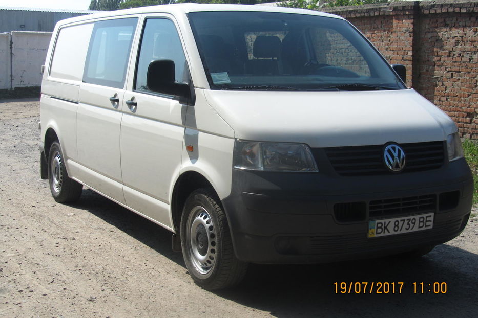 Продам Volkswagen T5 (Transporter) пасс. t5 2006 года в Ровно