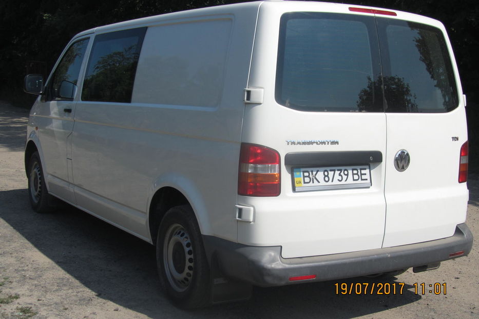 Продам Volkswagen T5 (Transporter) пасс. t5 2006 года в Ровно