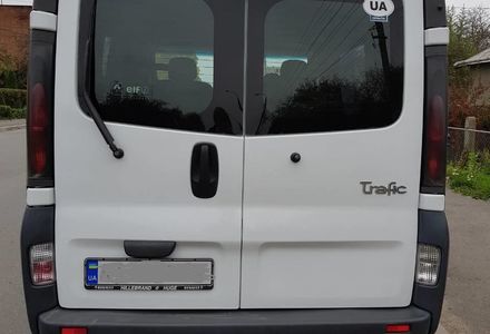 Продам Renault Trafic пасс. вантажо - пасажир 2006 года в г. Коломыя, Ивано-Франковская область