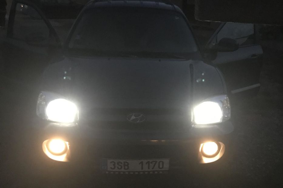 Продам Hyundai Santa FE 4х4 2005 года в г. Тячев, Закарпатская область