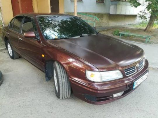 Продам Nissan Maxima 1998 года в Николаеве