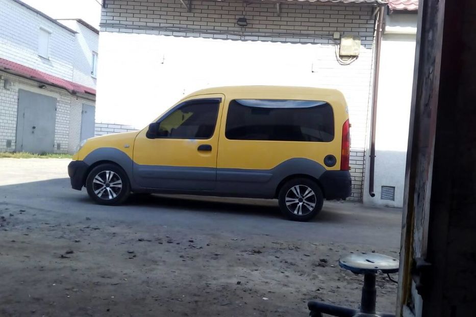 Продам Renault Kangoo пасс. 2008 года в Киеве