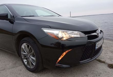 Продам Toyota Camry SE 2016 года в Киеве