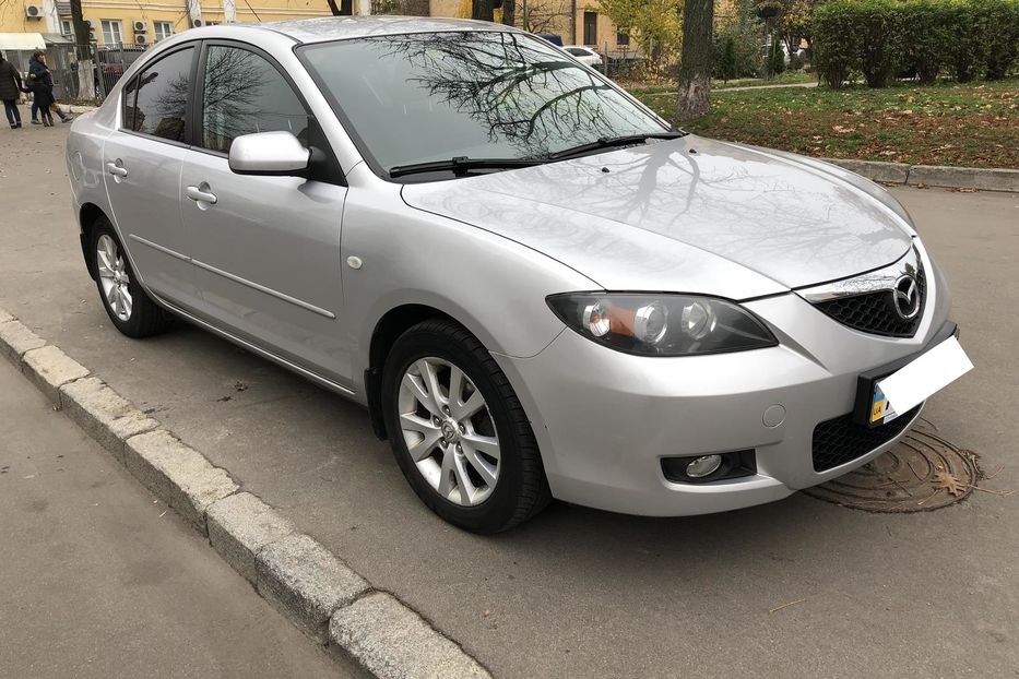 Продам Mazda 3 1.6 2006 года в Киеве