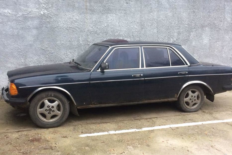 Продам Mercedes-Benz 230 1982 года в г. Шостка, Сумская область