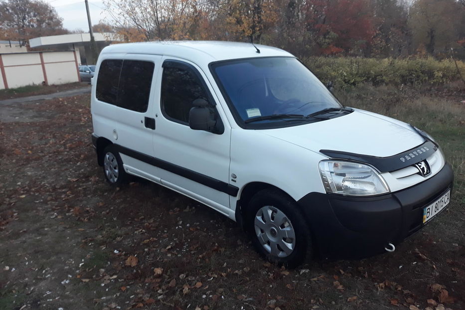 Продам Peugeot Partner пасс. Фургон 2004 года в Харькове