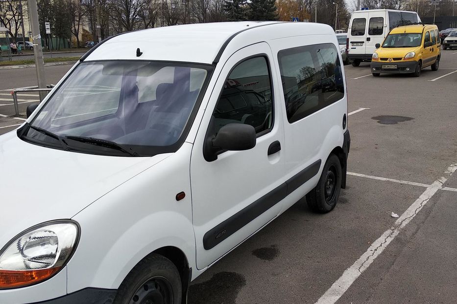 Продам Renault Kangoo пасс. 2004 года в Львове