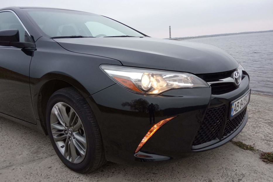 Продам Toyota Camry SE 2016 года в Киеве