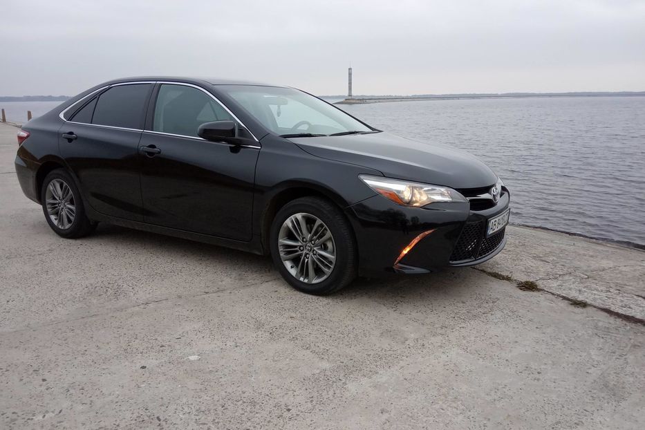 Продам Toyota Camry SE 2016 года в Киеве