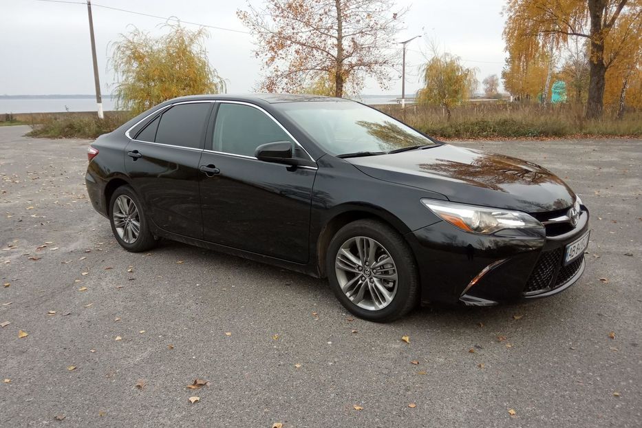Продам Toyota Camry SE 2016 года в Киеве