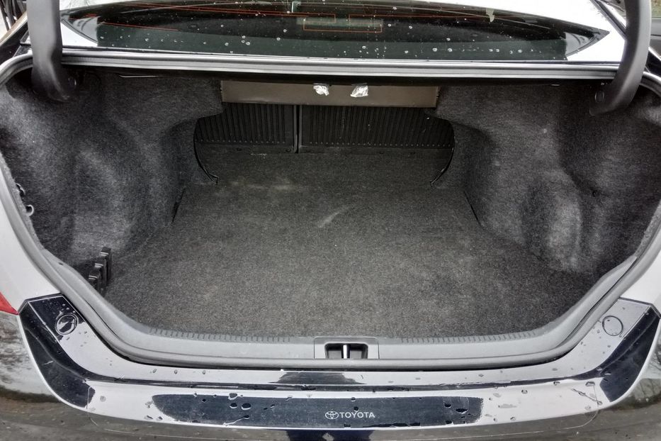 Продам Toyota Camry SE 2016 года в Киеве