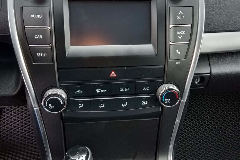 Продам Toyota Camry SE 2016 года в Киеве