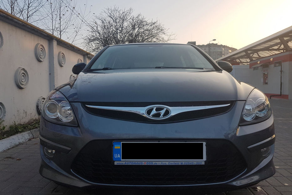 Продам Hyundai i30  1.4 DOHC 2011 года в Ровно