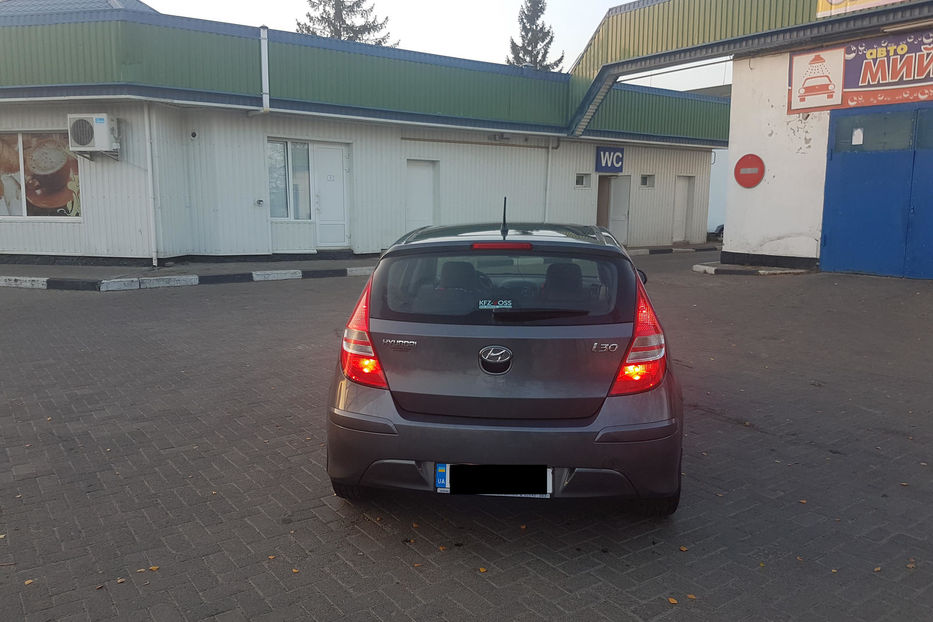 Продам Hyundai i30  1.4 DOHC 2011 года в Ровно