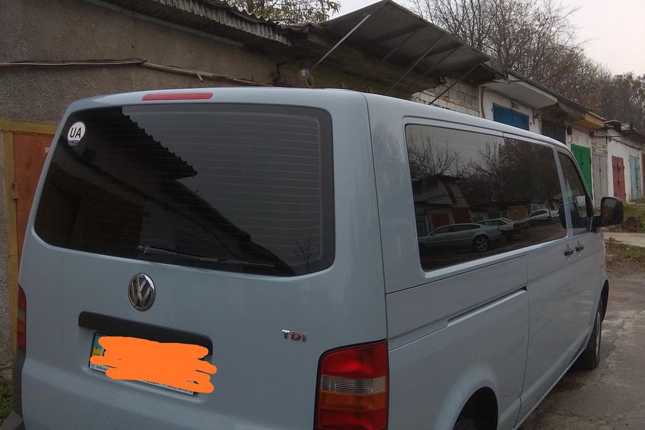 Продам Volkswagen T5 (Transporter) пасс. 2006 года в Житомире