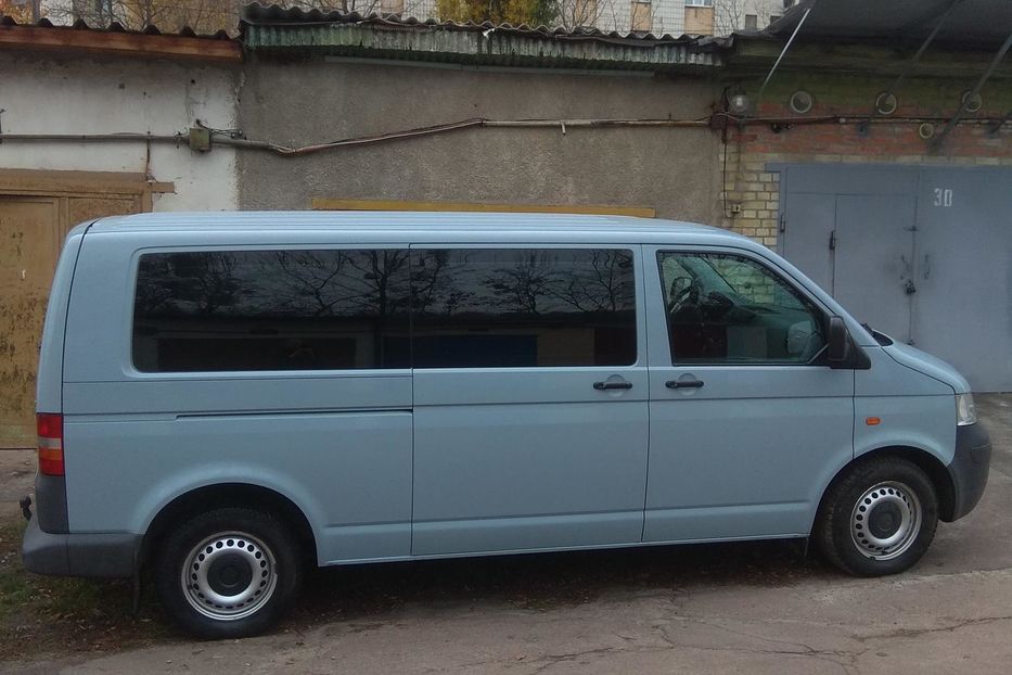 Продам Volkswagen T5 (Transporter) пасс. 2006 года в Житомире