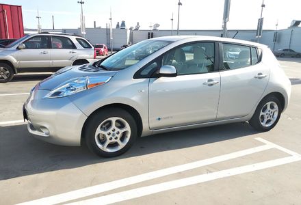 Продам Nissan Leaf SV 2011 года в Киеве