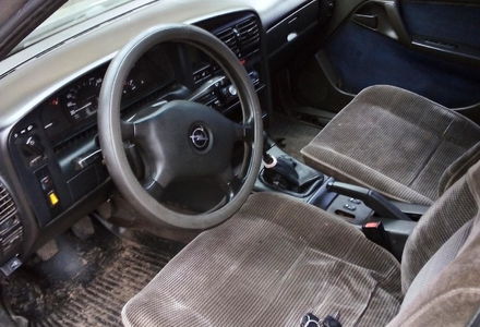 Продам Opel Omega 1988 года в Хмельницком