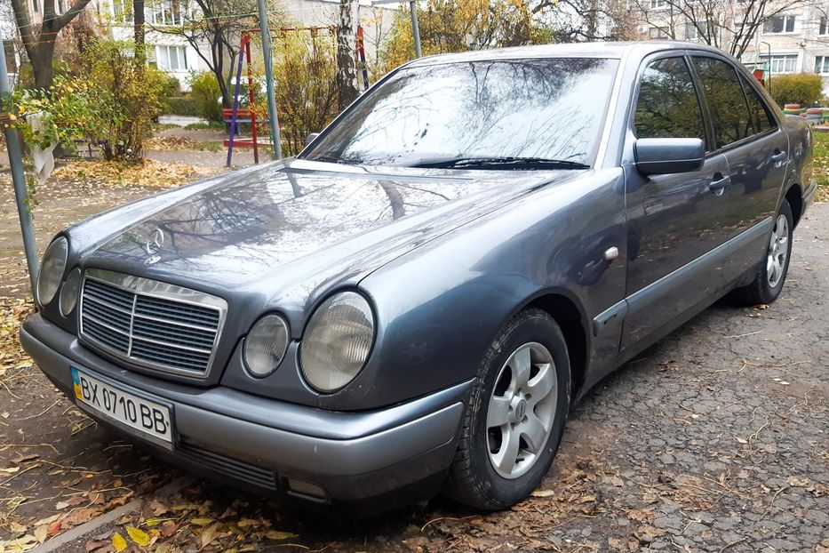 Продам Mercedes-Benz E-Class Е220D 1998 года в Хмельницком