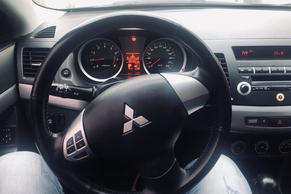 Продам Mitsubishi Lancer X 2011 года в Одессе