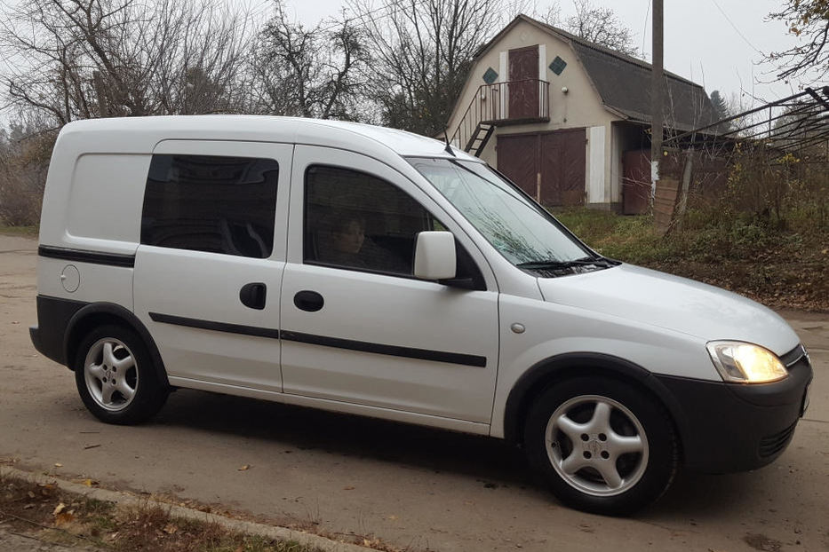 Продам Opel Combo пасс. 2008 года в Луцке