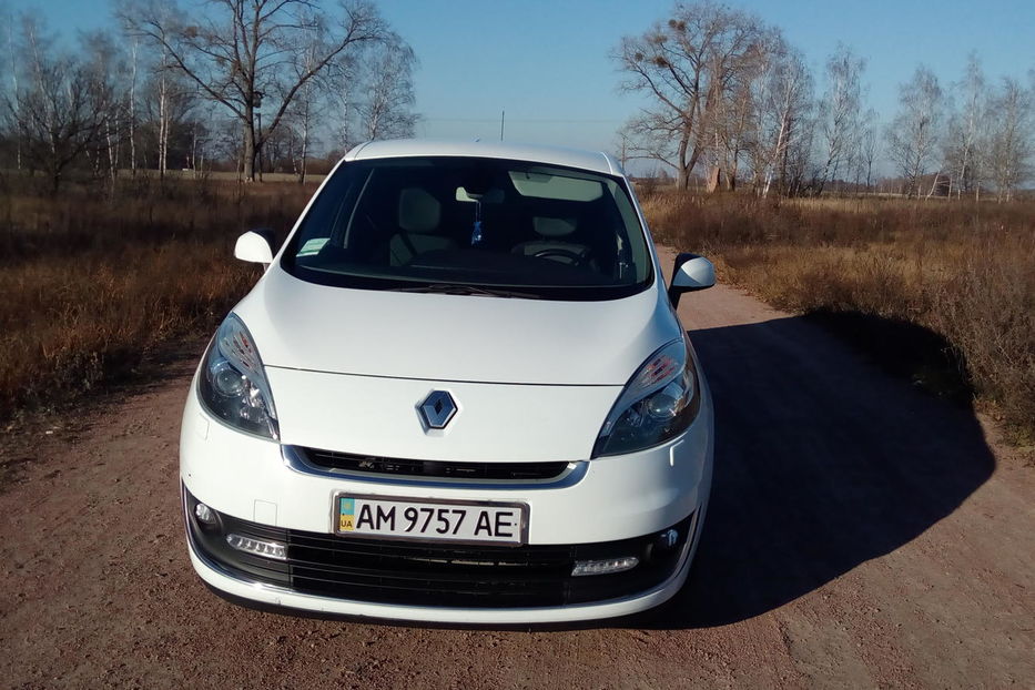 Продам Renault Grand Scenic 2013 года в г. Коростень, Житомирская область