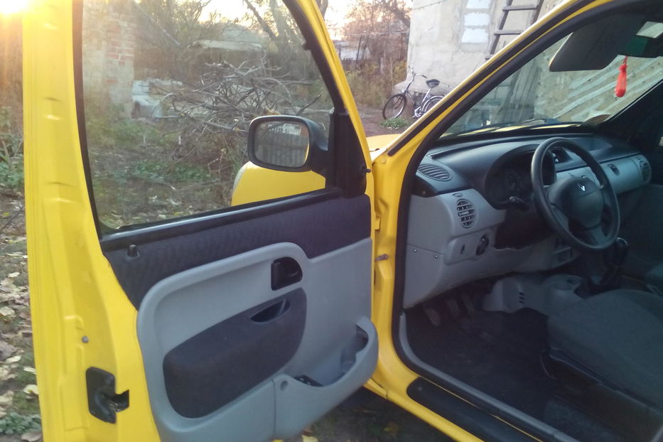Продам Renault Kangoo пасс. 2006 года в Киеве