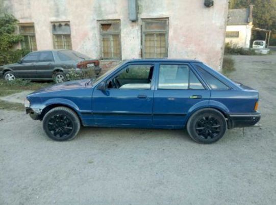Продам Ford Escort 1987 года в Черновцах