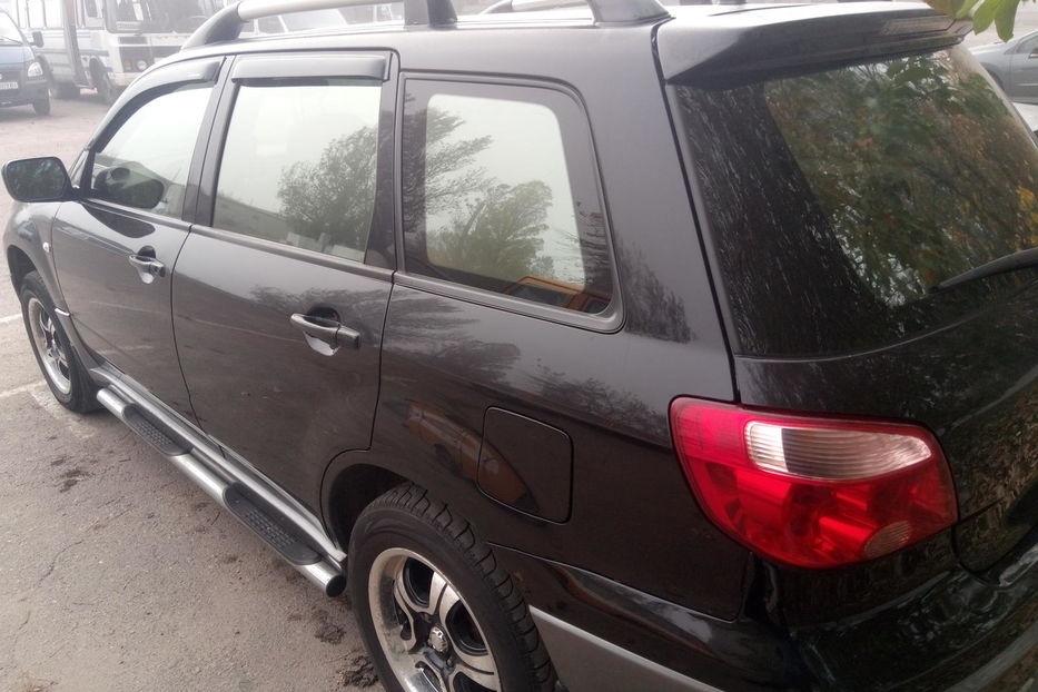 Продам Mitsubishi Outlander 4+4 2005 года в Николаеве