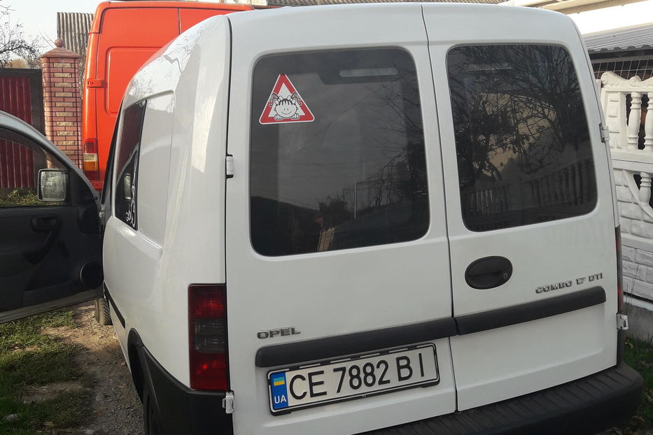 Продам Opel Combo пасс. 2003 года в Черновцах